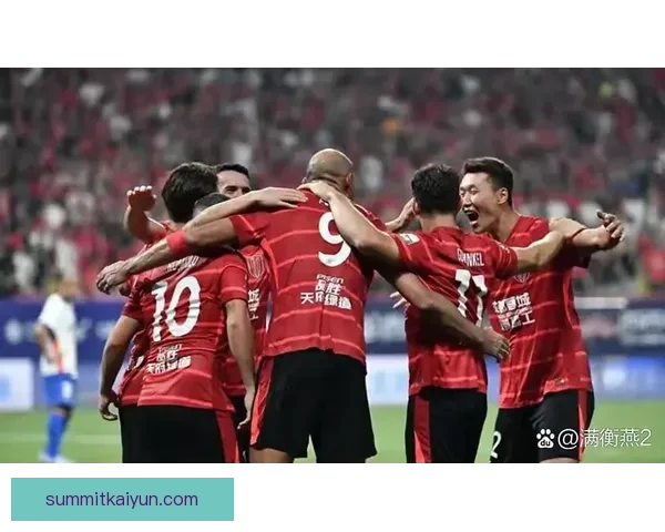 中超球队在亚冠赛事中的表现稳健，争夺小组出线形势良好